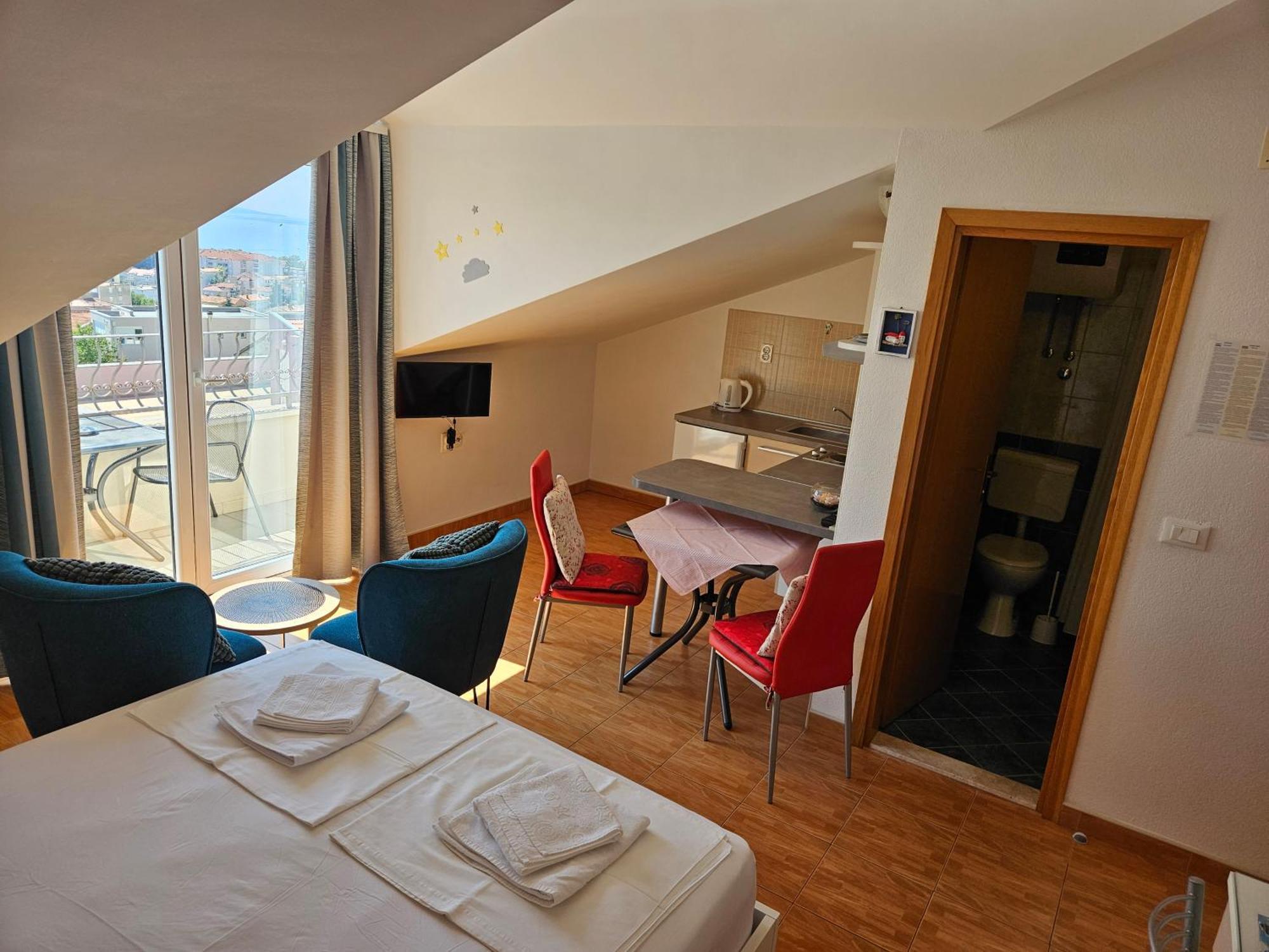 Center M&m Apartment *